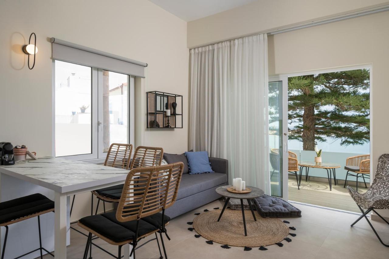 Sea Front Cozy Apartment *