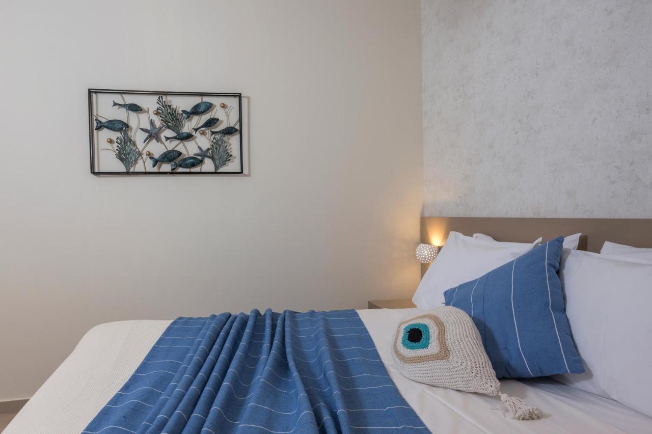 Sea Front Cozy Apartment