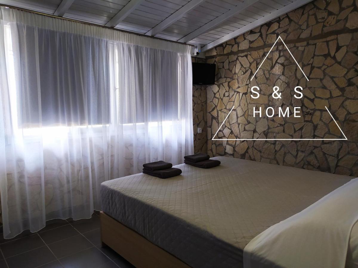 Holiday home S&s Petalidi