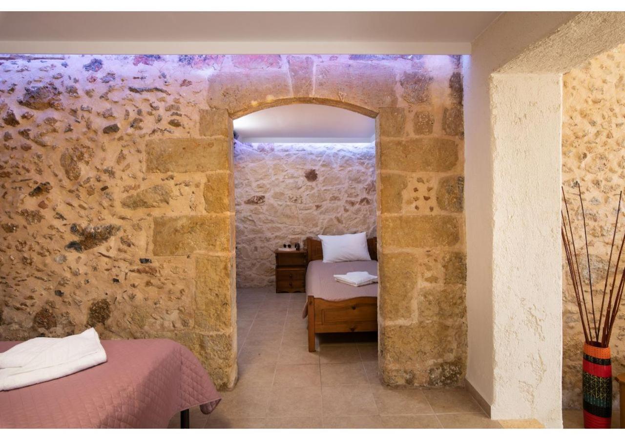 Poseidon Apartment