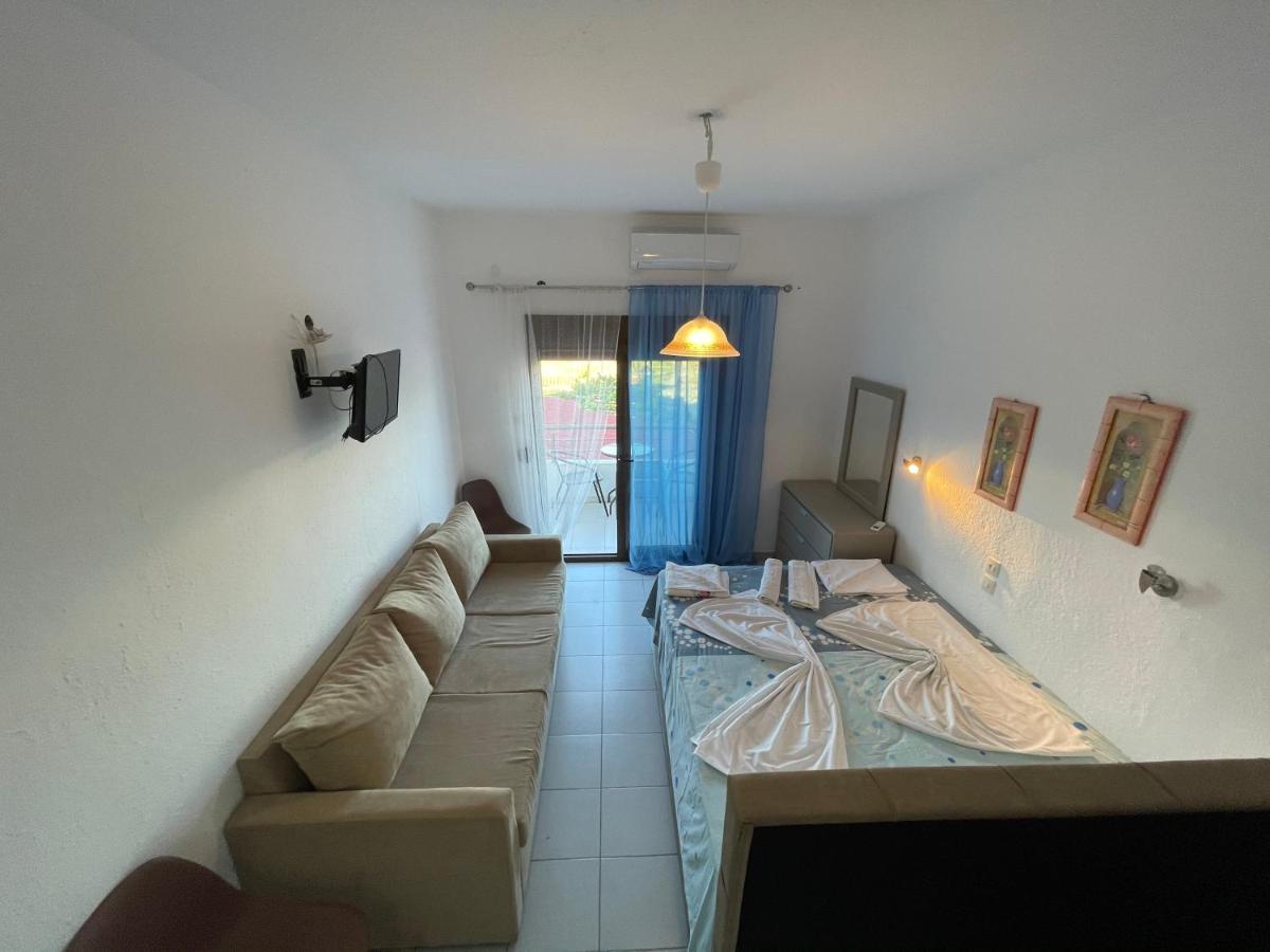 Theano Apartment Paralia Sikias