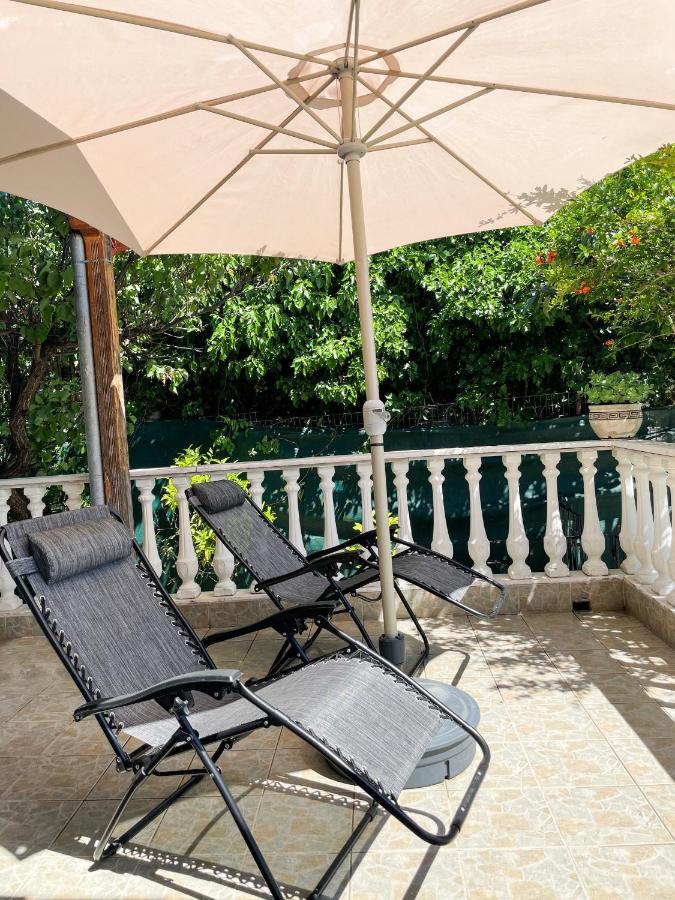 Casa Lia-beach Front Holiday home Nea Kallikrateia