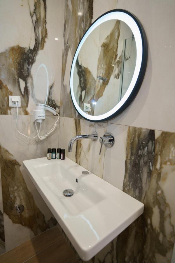 Eleni Apartment Parga