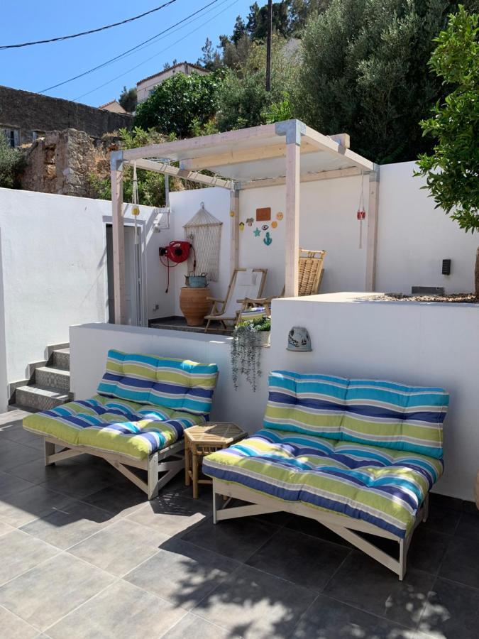 Casa Laryssiou Holiday home Gythio