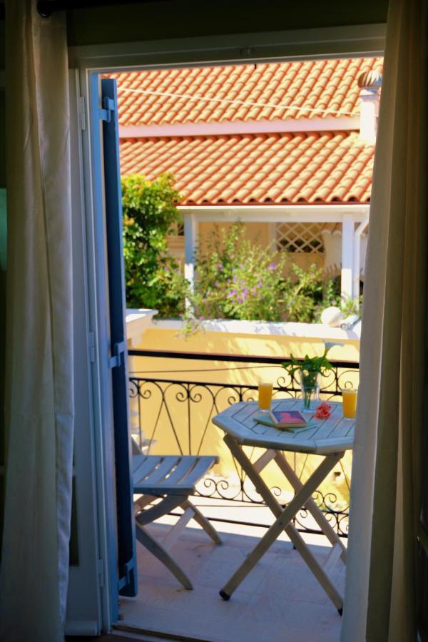 Remvi Assos Apartment