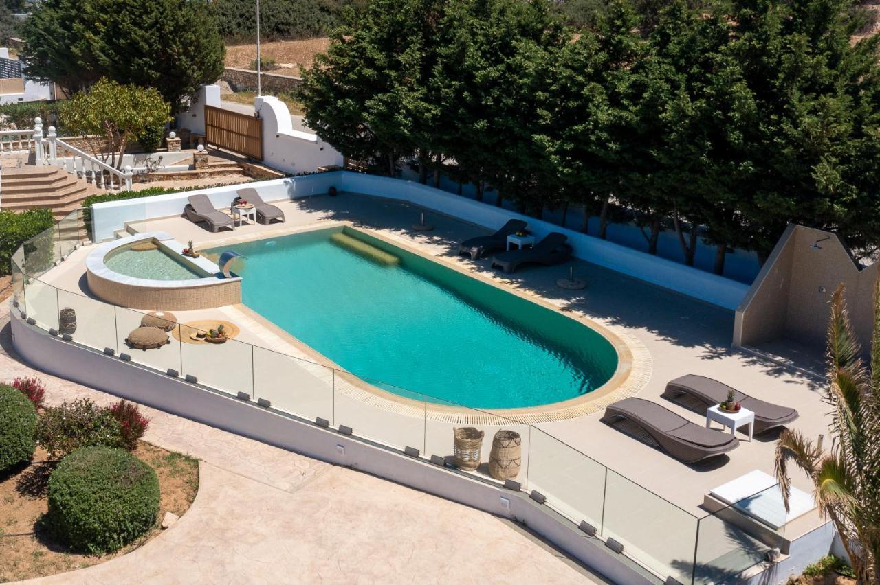 Villa Alyko
