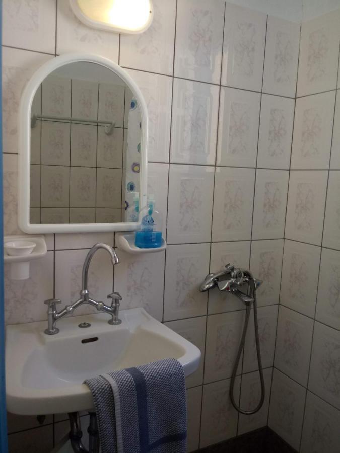 3 Alpha Aparthotel Batsi (Andros)