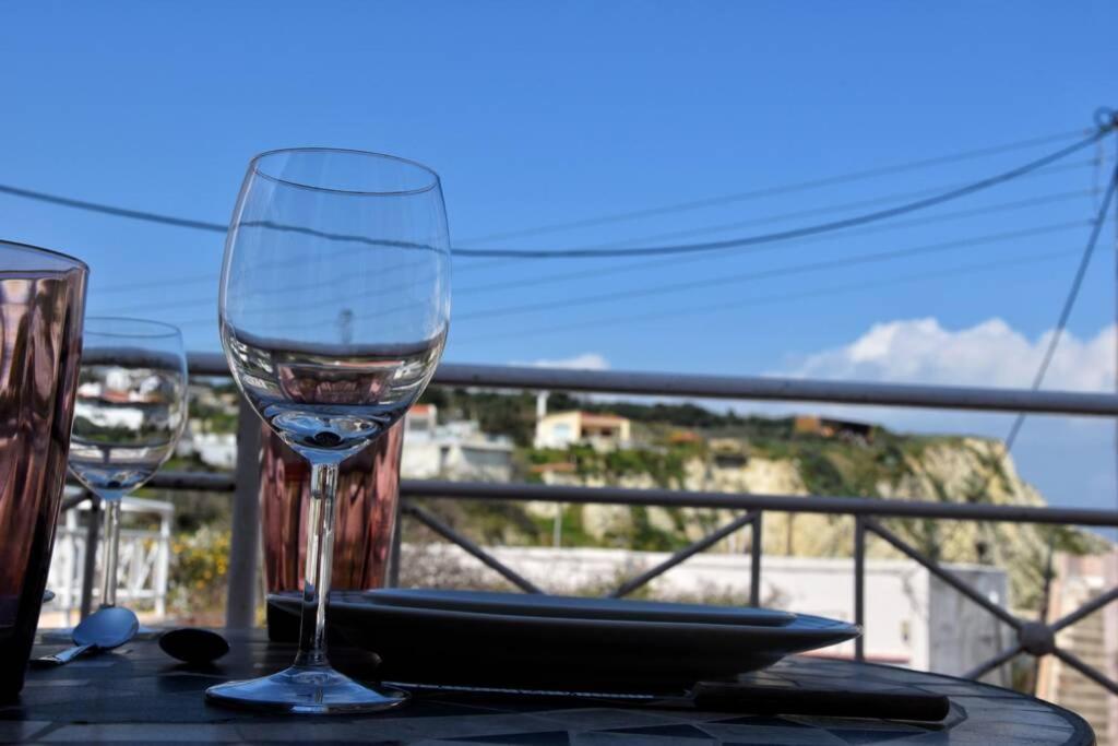 2 Almyrida (Crete)