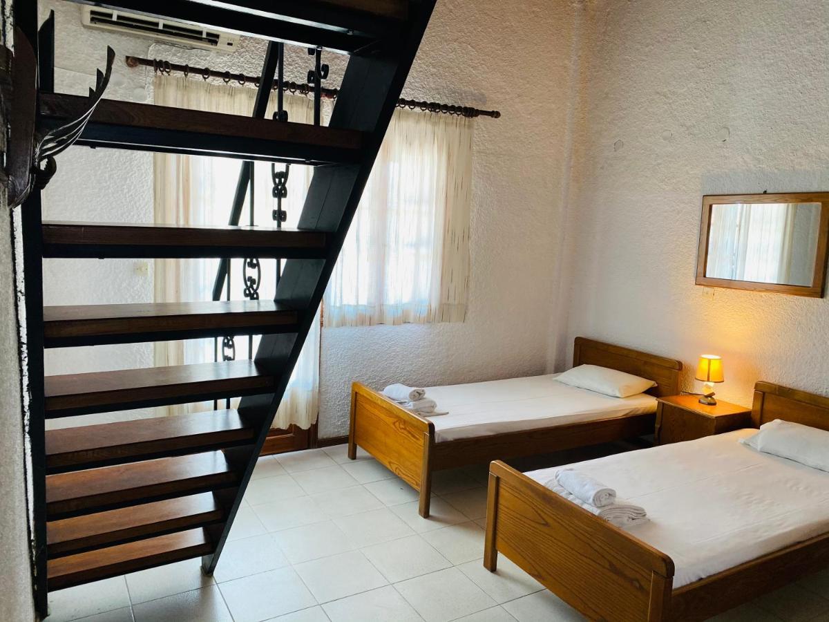 Tzogalis Apartment *