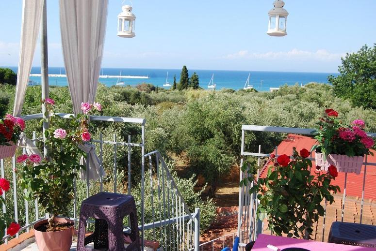 Luxury Traditional The Small Bookstore Guest house Kastro-Kyllini