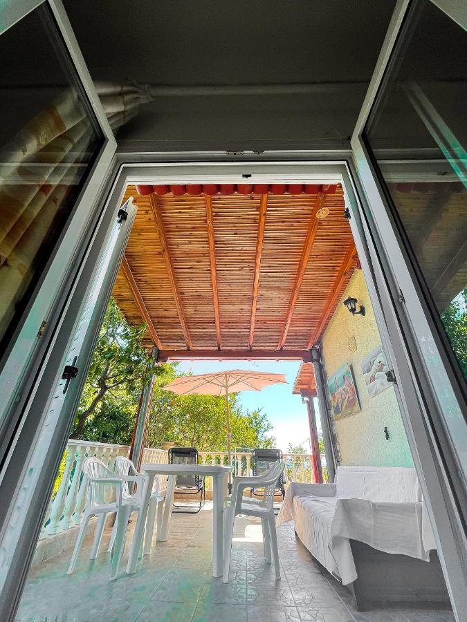 Casa Lia-beach Front *