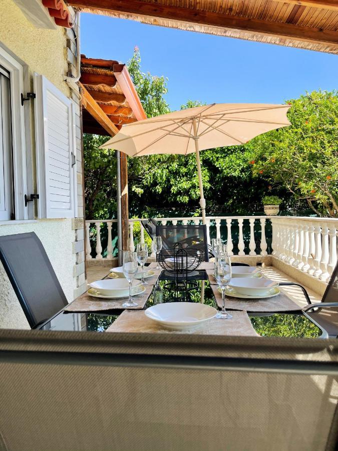 Casa Lia-beach Front *