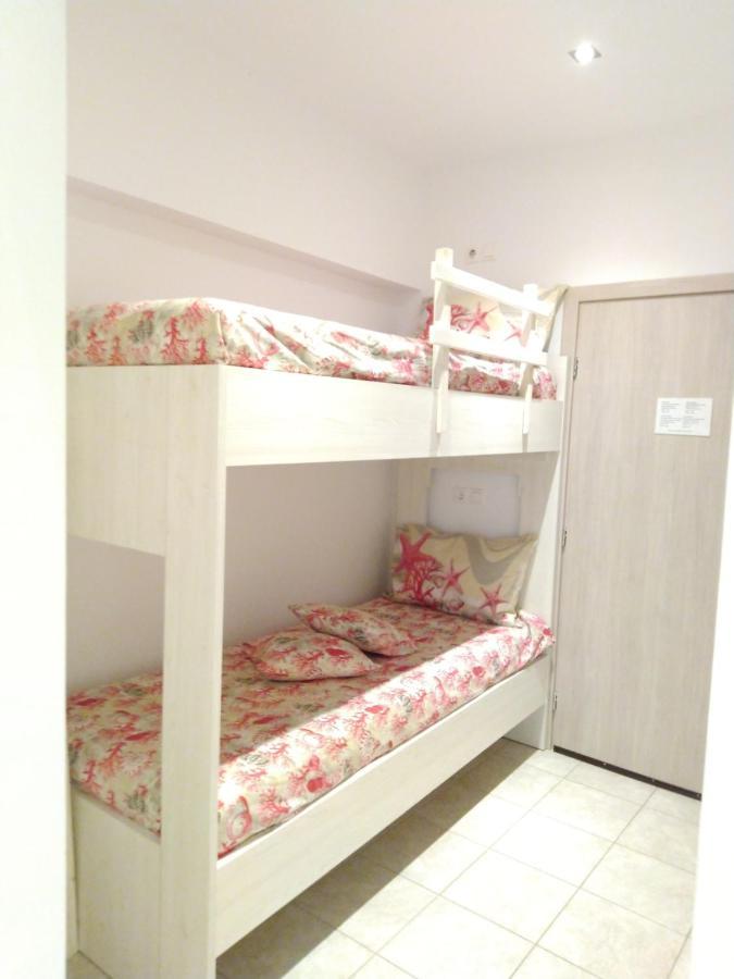 Bouganville Stegna Bed & Breakfast