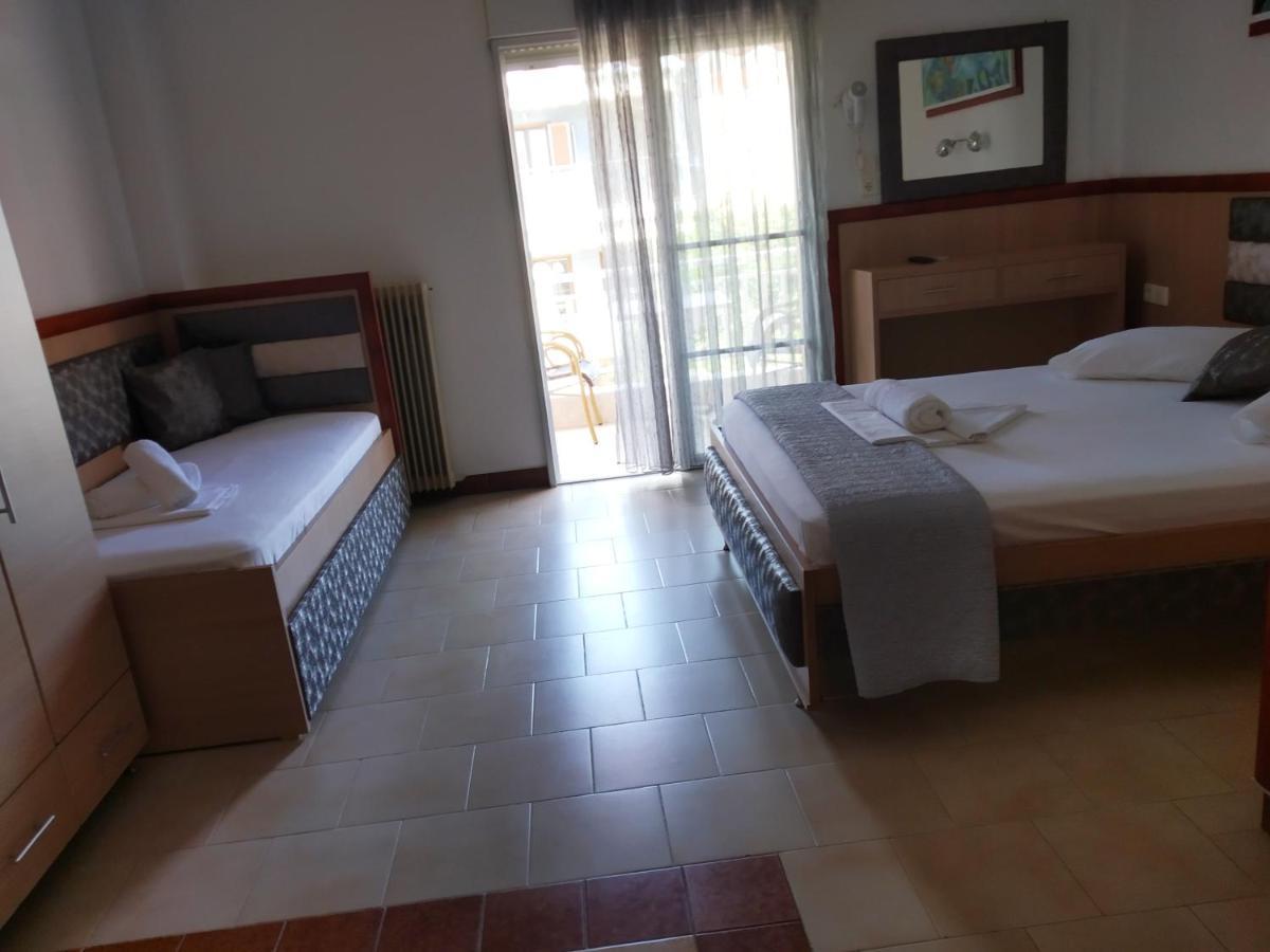 Billy's House Sarti