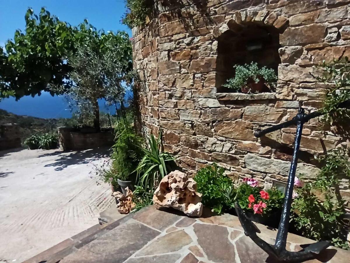 House In εndless - Arethousa, Ikaria * Evdilos (Ikaria)