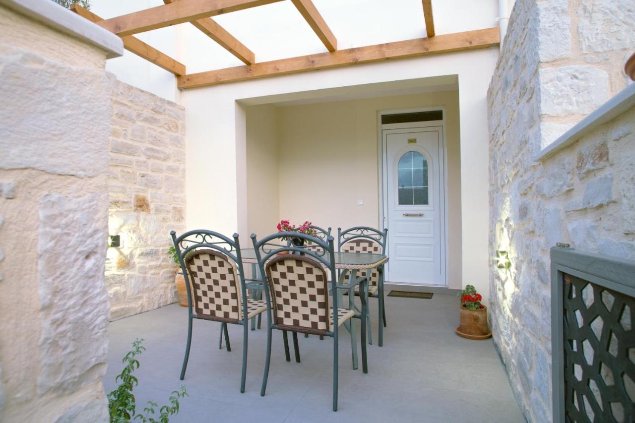 Kastro Apartment Panormos (Crete)