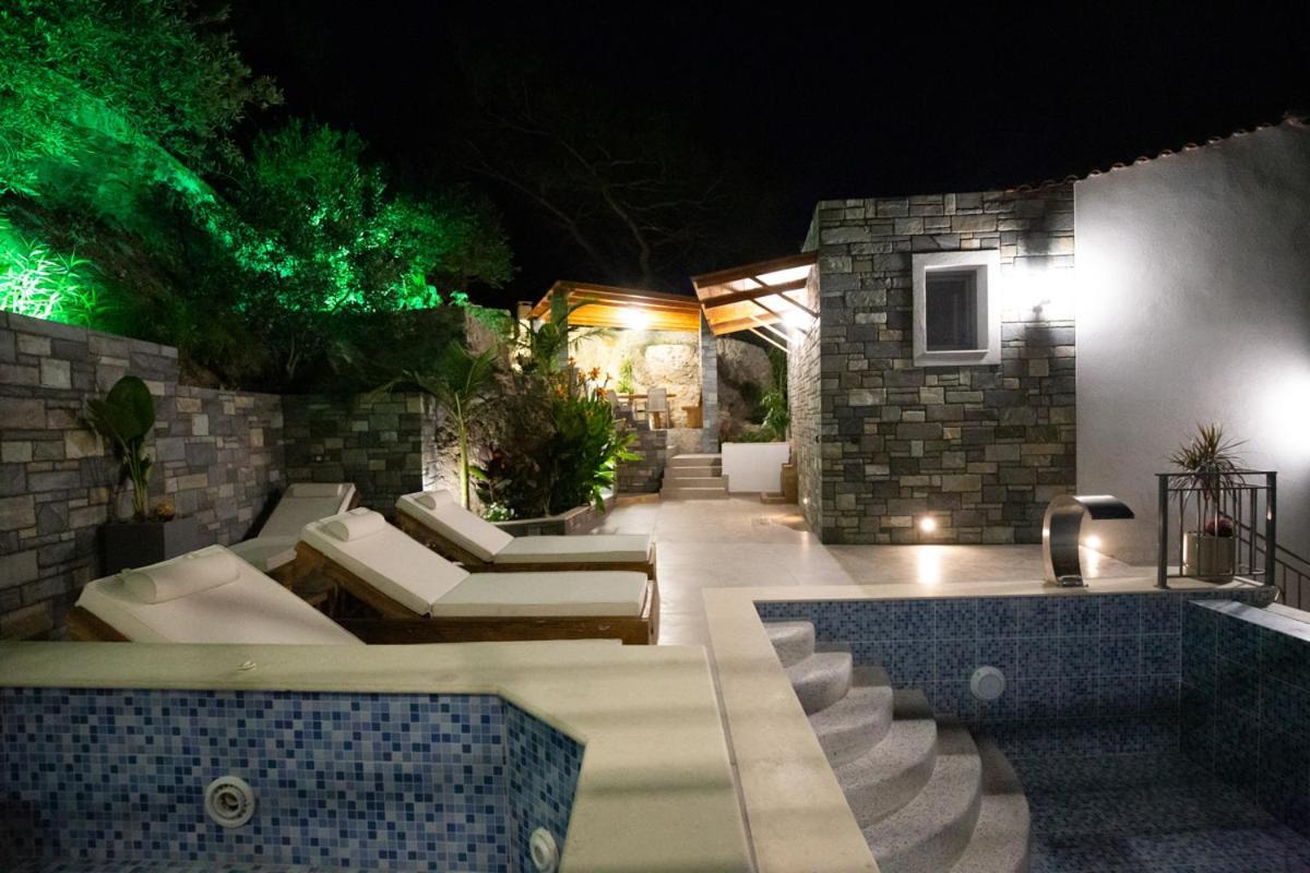Villa Achlia *