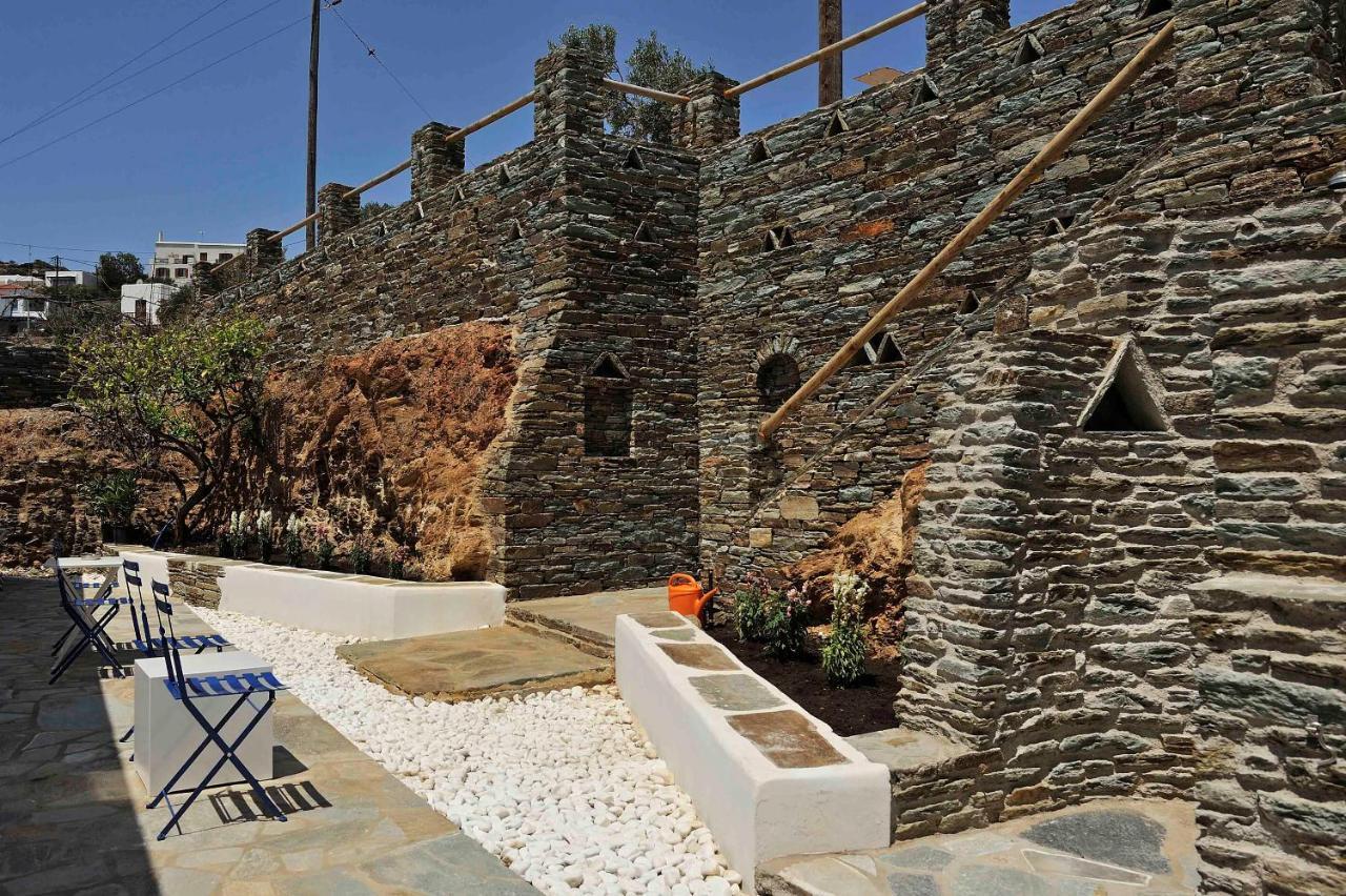 Beba's Batsi (Andros)