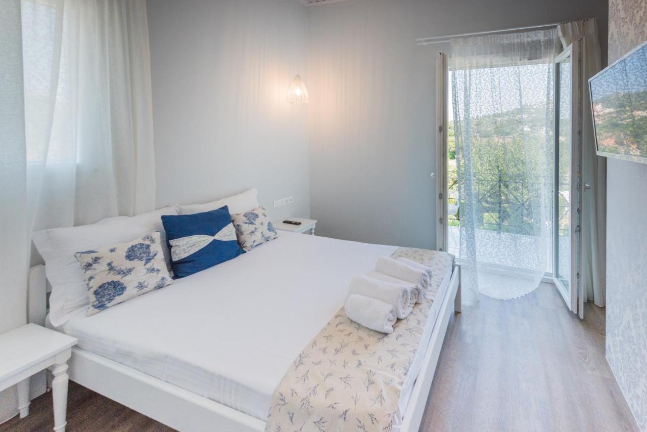 Electra Luxury Aparthotel 2*