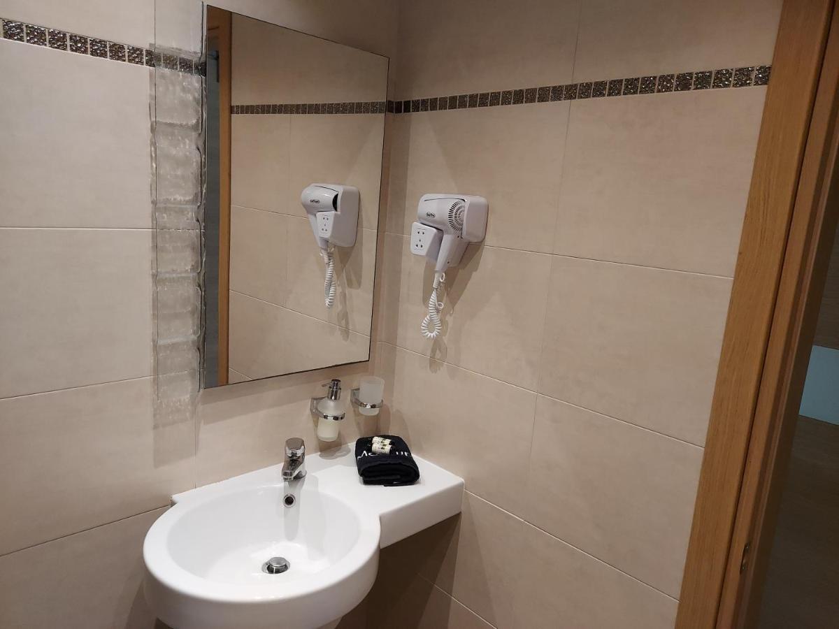 Hotel Epavlis *