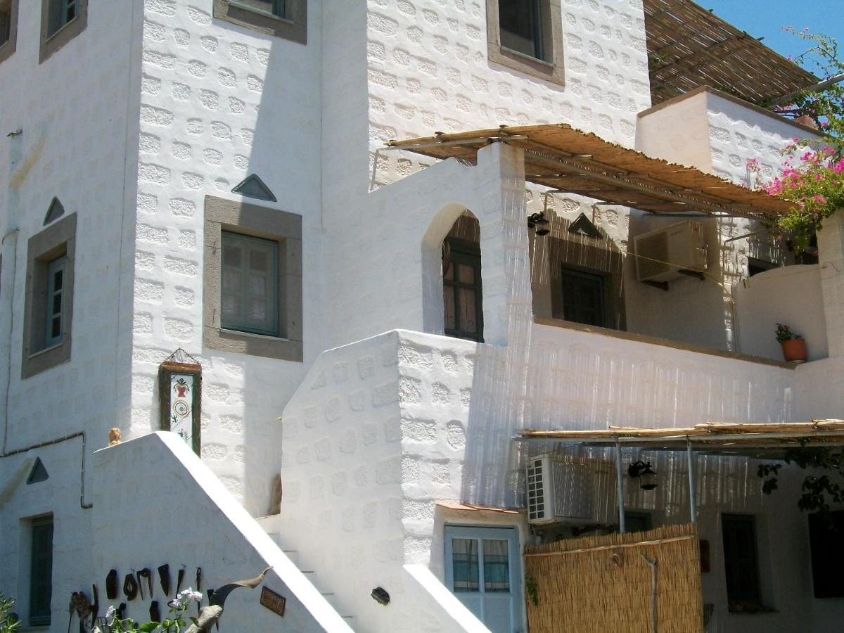 Guest house Patmos Mathios Studios- *
