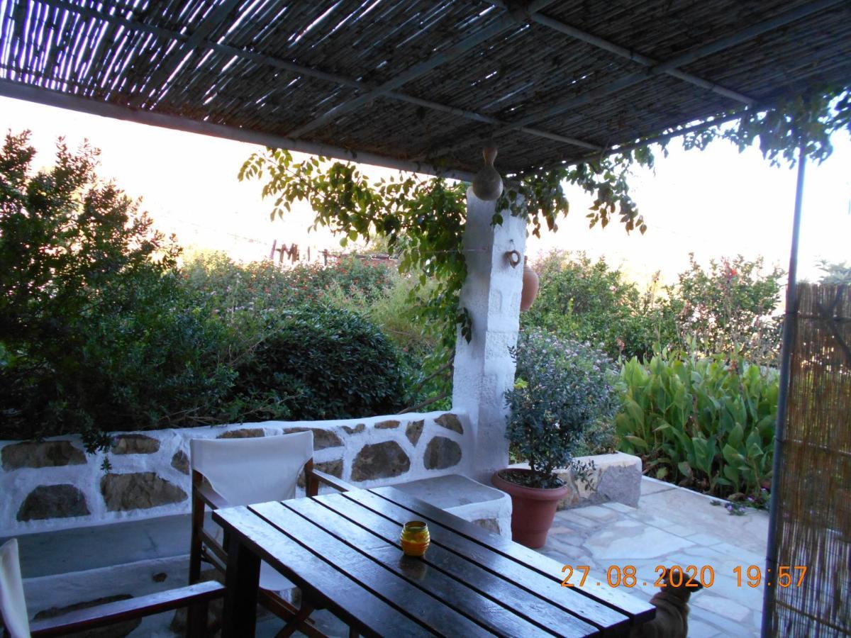 Patmos Mathios Studios- Guest house Sapsila