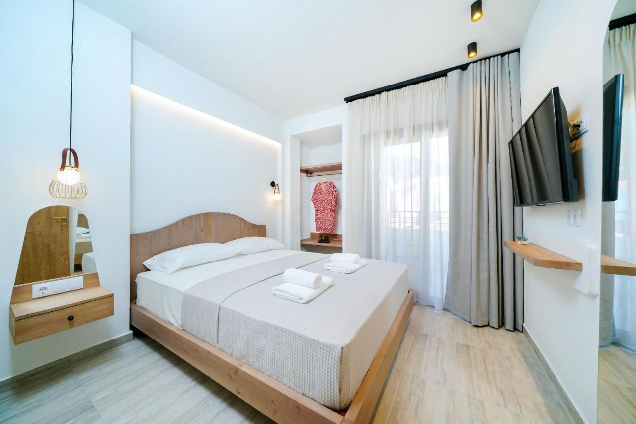 Aparthotel Oikies Doreta *