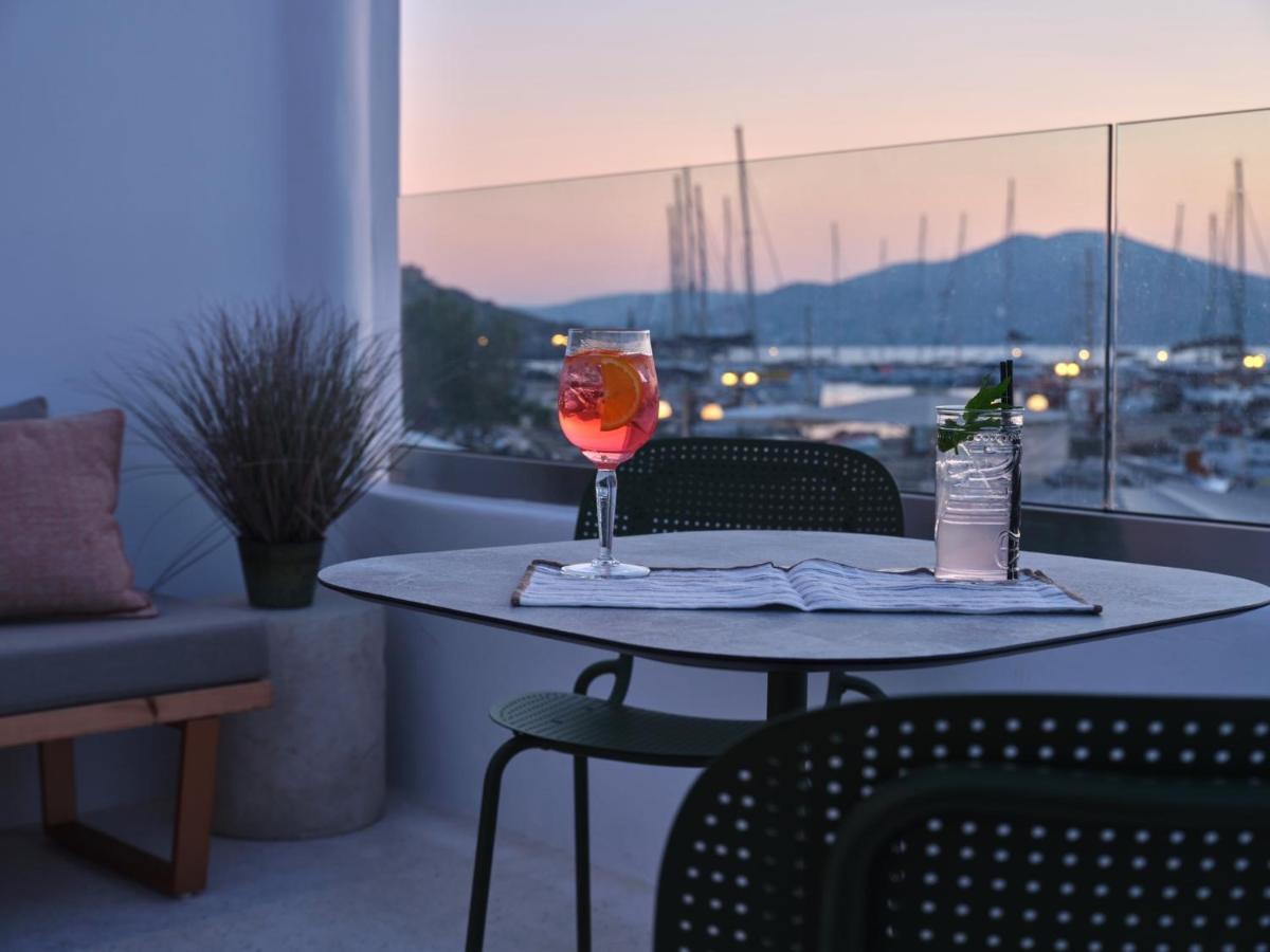 Karino * Naousa (Paros)