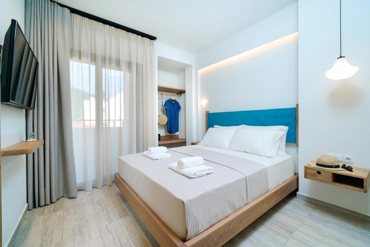 Aparthotel Oikies Doreta *