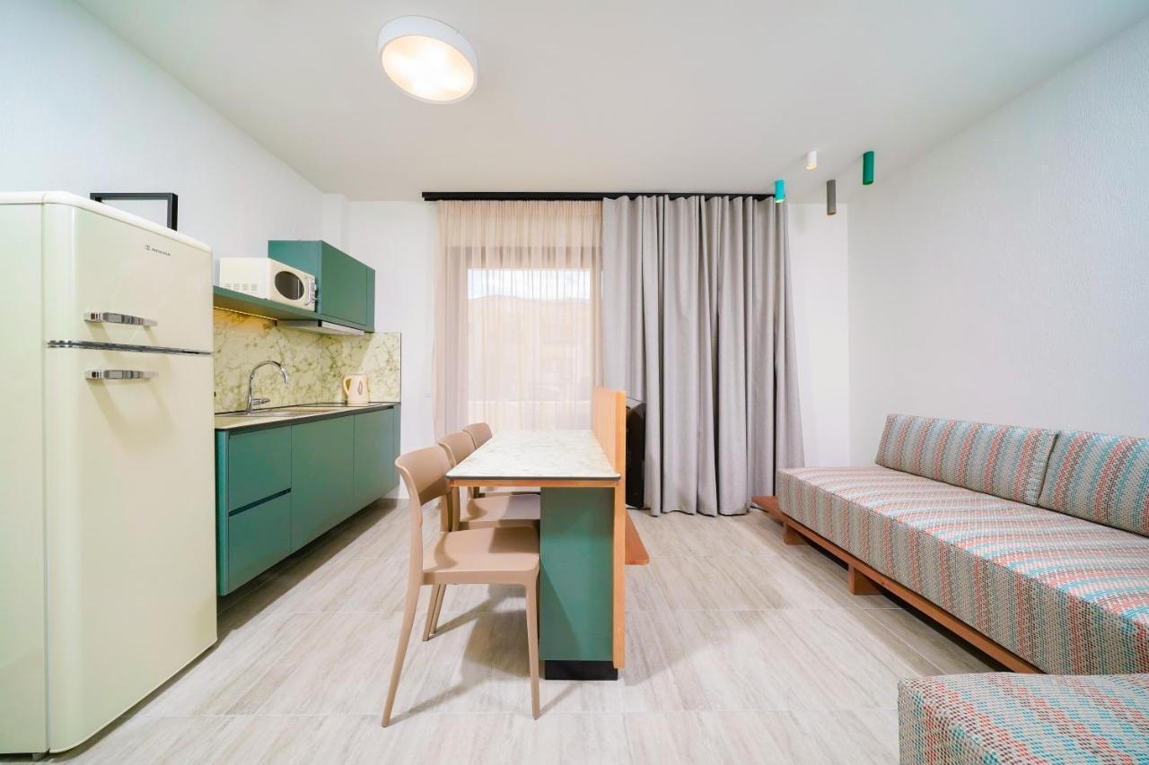 Oikies Doreta Aparthotel *