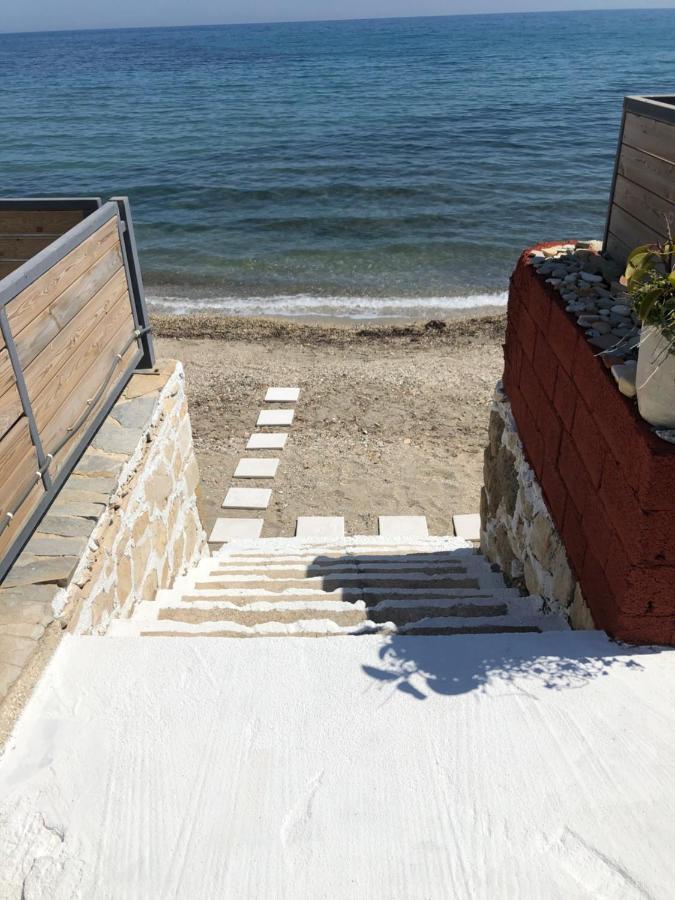 Apartment Venetico Beachfront & - 2 Bedroom Argassi