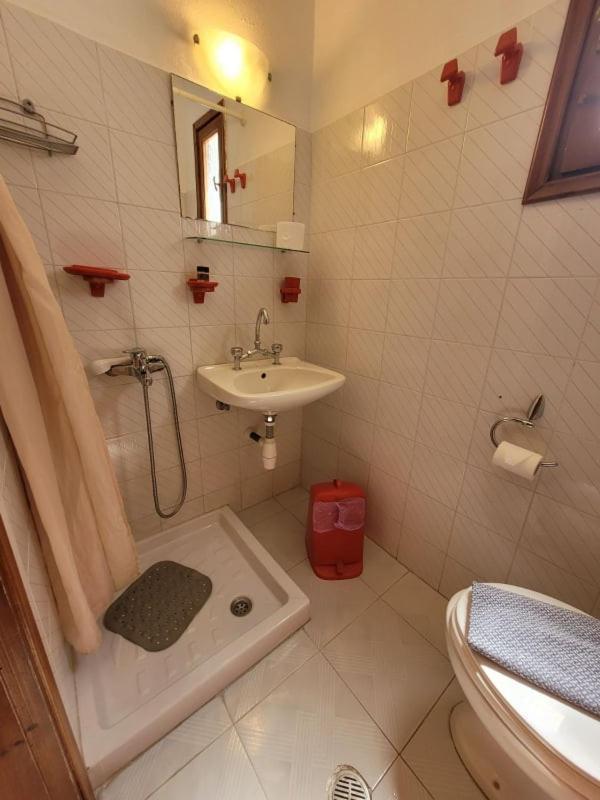 Irida Guest house