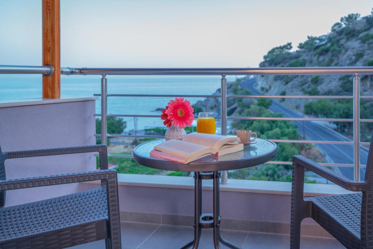 Villa Achlia *
