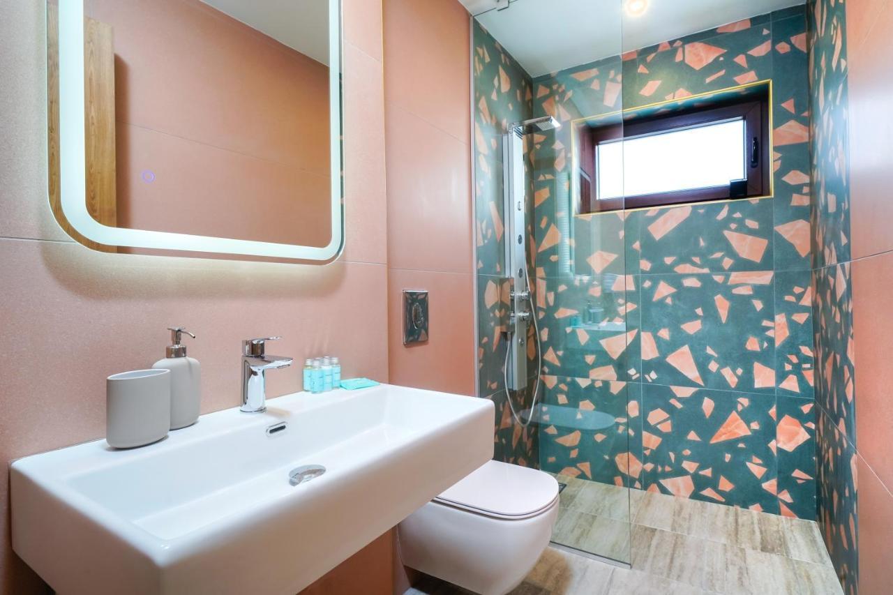 Oikies Doreta Aparthotel