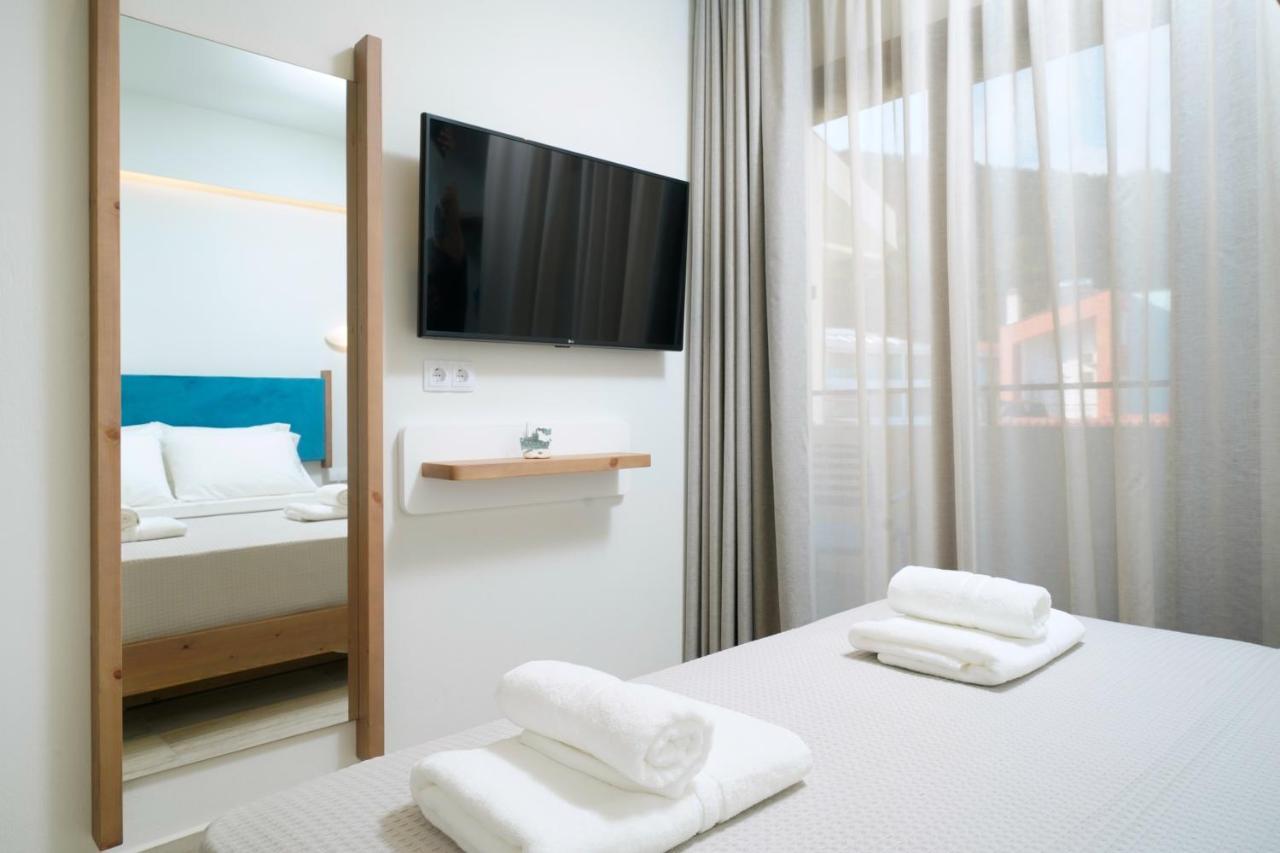 Aparthotel Oikies Doreta *