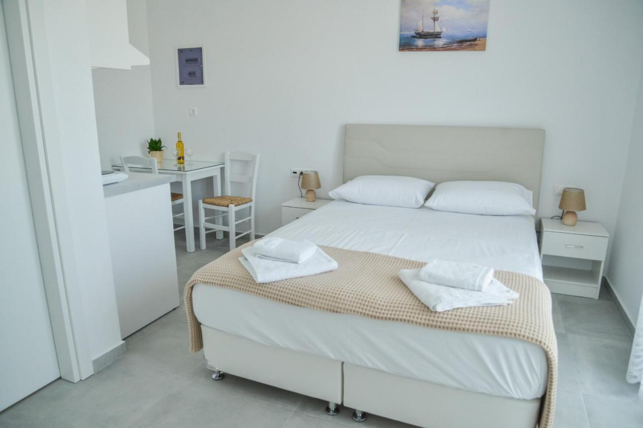 Apartment Zeras Adamantas (Milos)