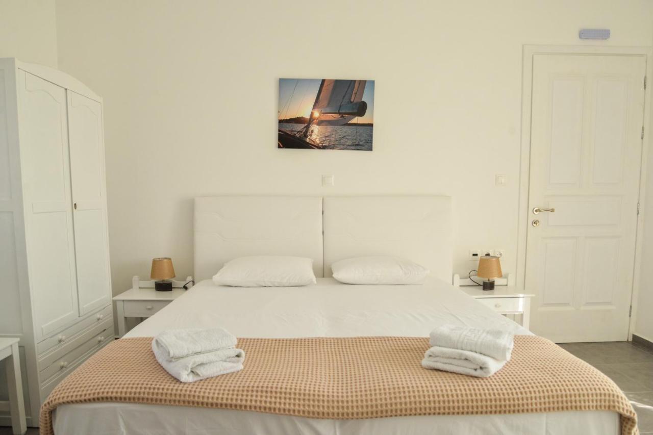 Apartment Zeras Adamantas (Milos)