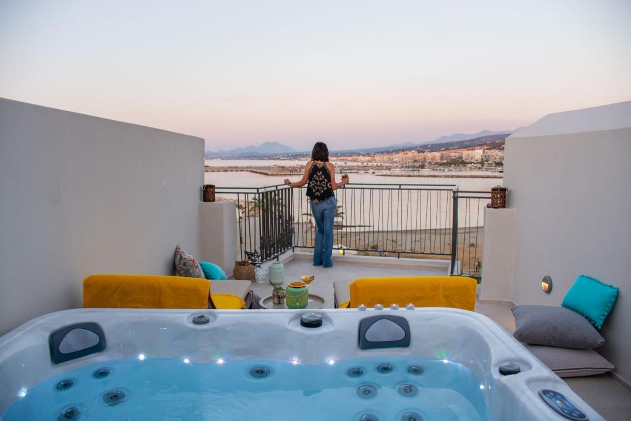 V77 Seafront * Rethymno (Crete)