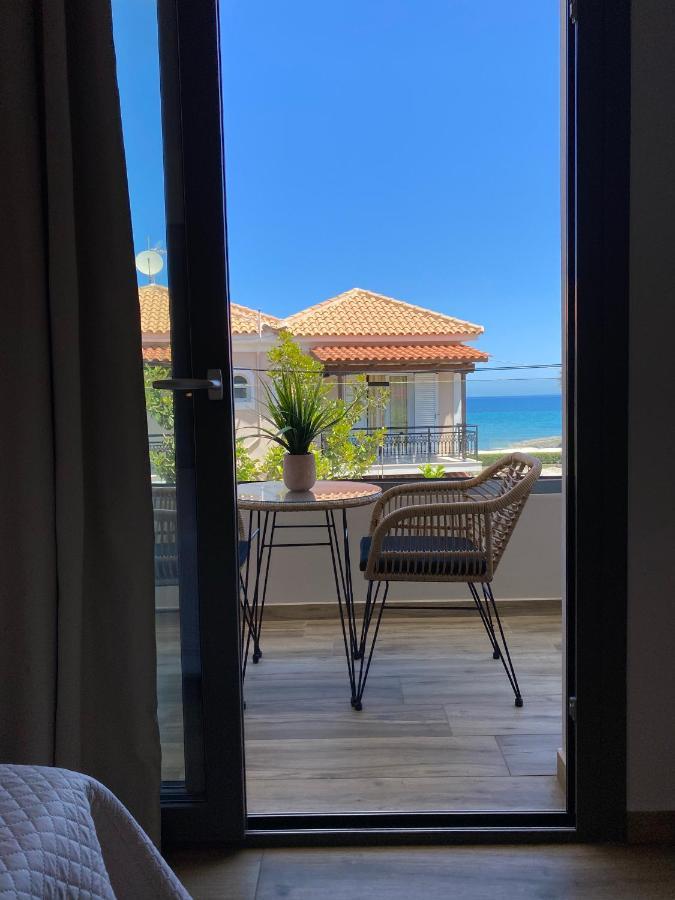 Roula Kotsonis Superior Aparthotel