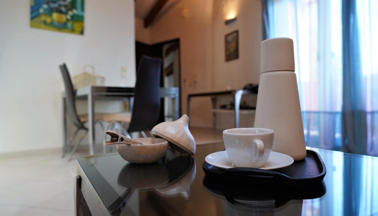 Apartment Zigouris House