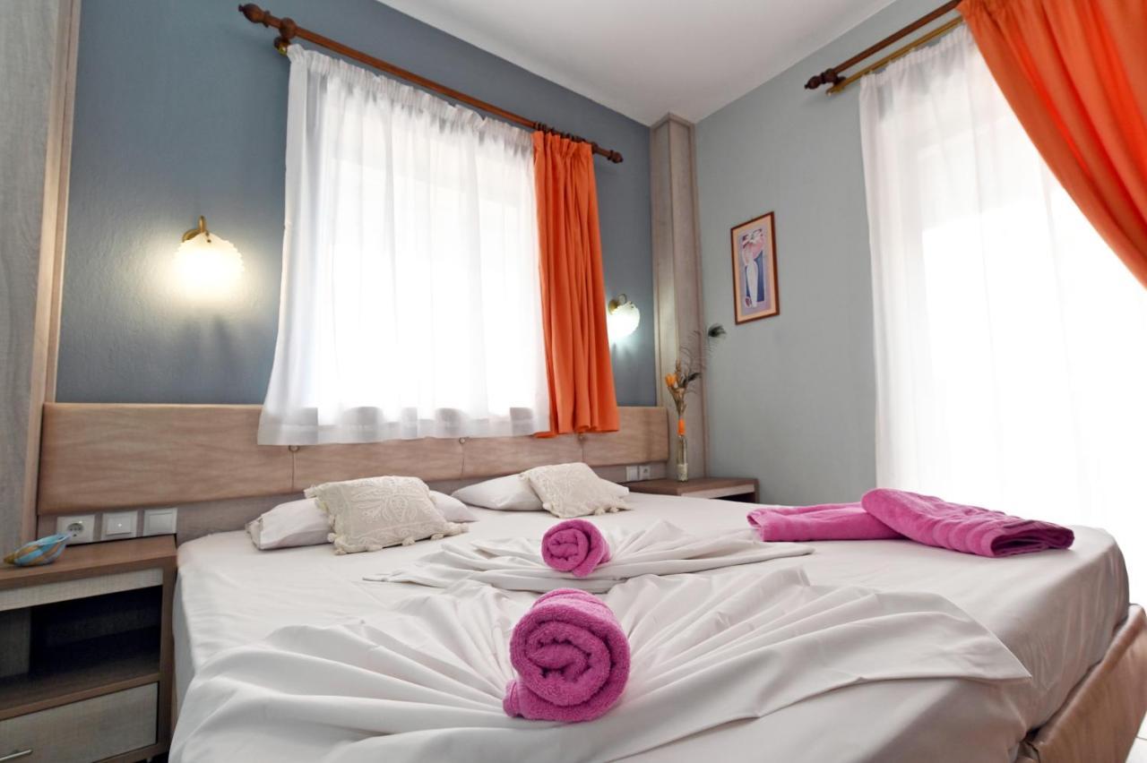 Apartment Dionisos Palms *
