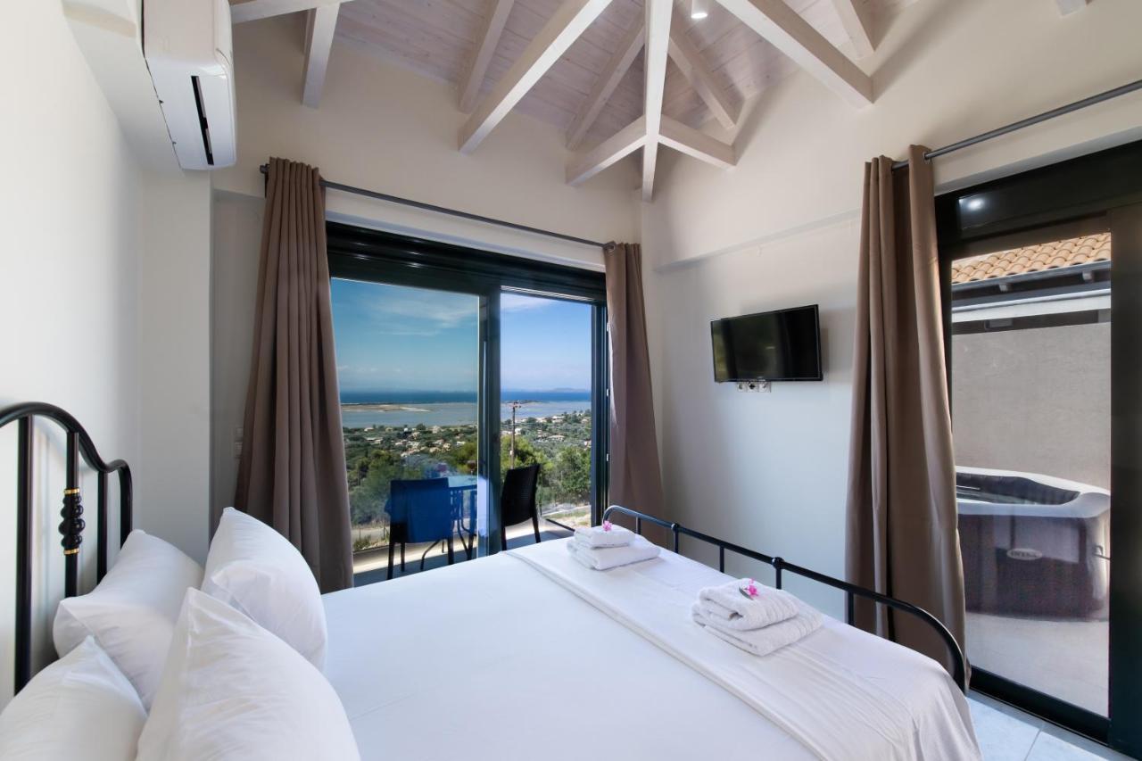 Voula Luxury