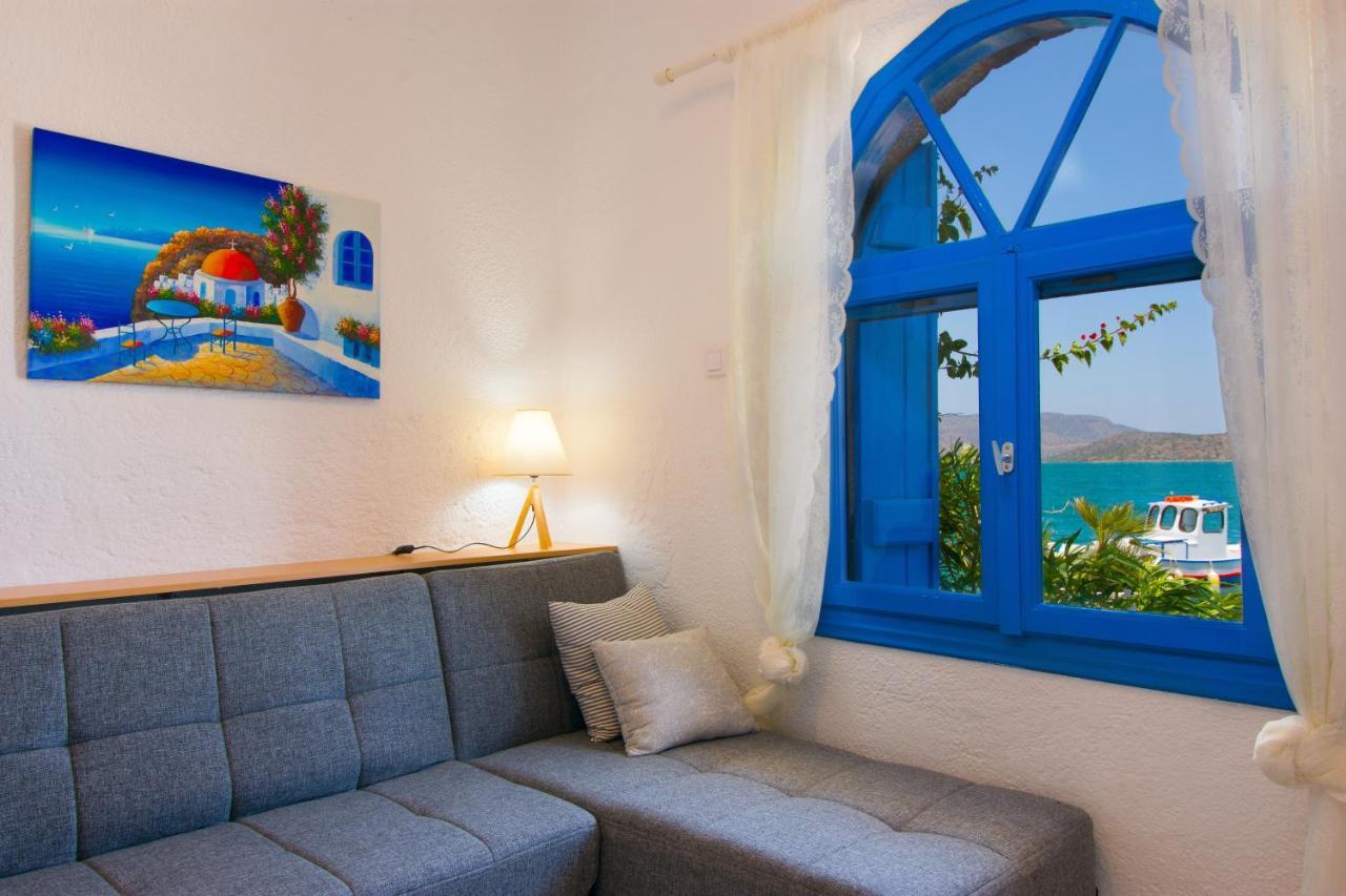 Eleftheria Sea Side Traditional House *