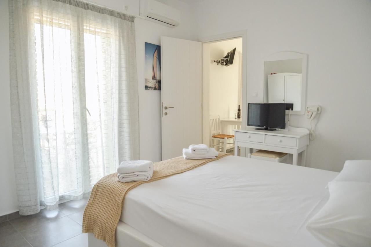 Zeras Apartment Adamantas (Milos)