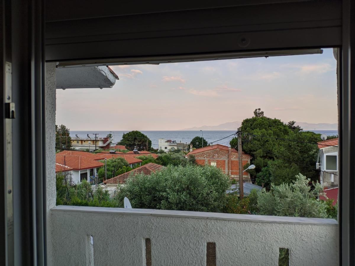 Casa Di Theo Holiday home Palaiontsiflikion