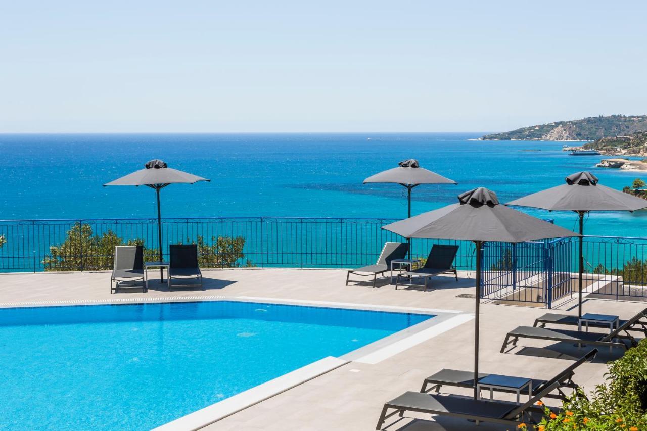Apartment Afrato Village Sea View