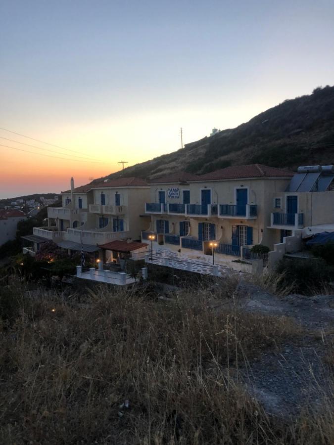 3 Alpha Aparthotel