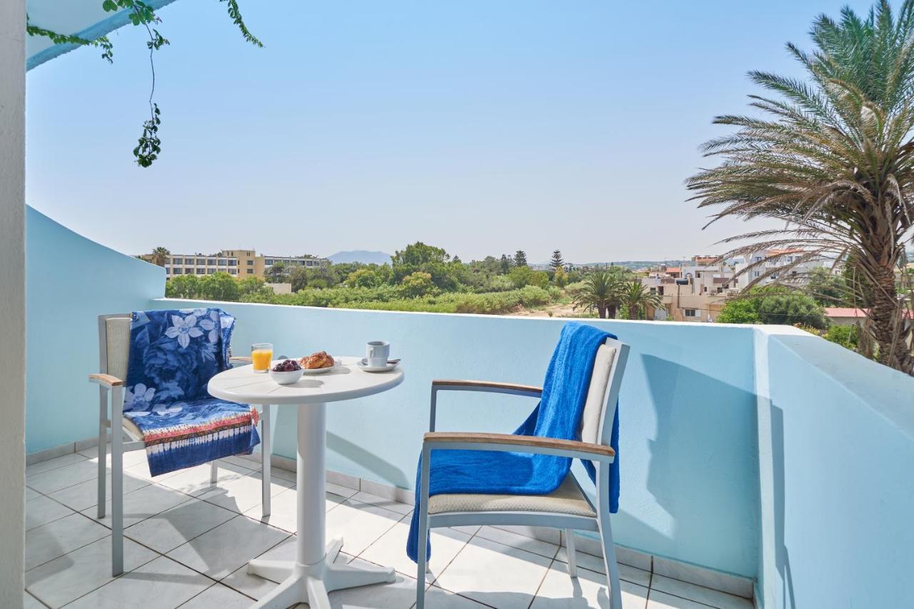 Aptera Beach 3*
