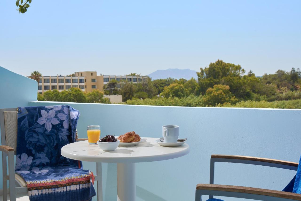 Aptera Beach Hotel 3*