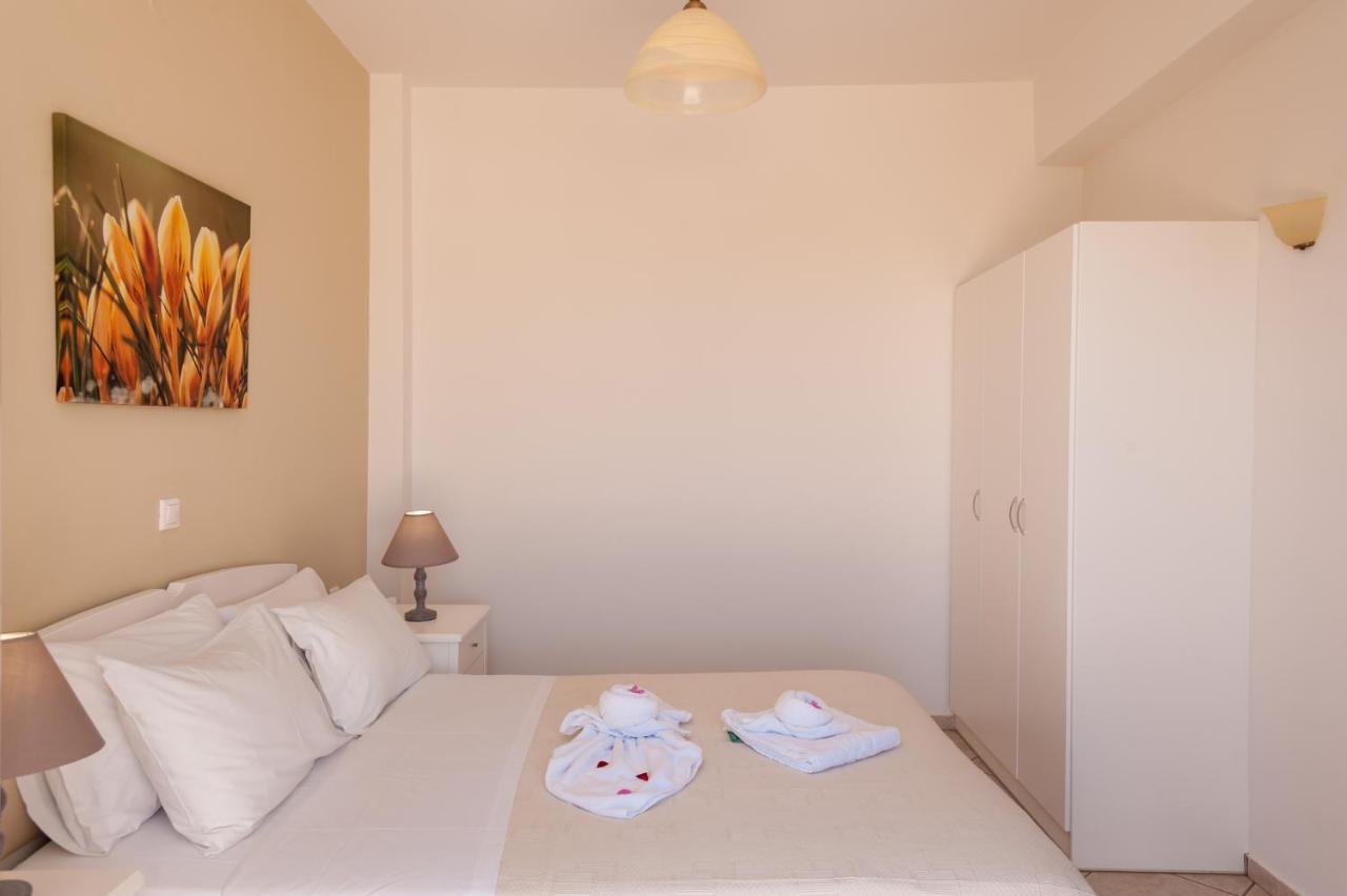 Orion Star 3* Agia Marina (Crete)